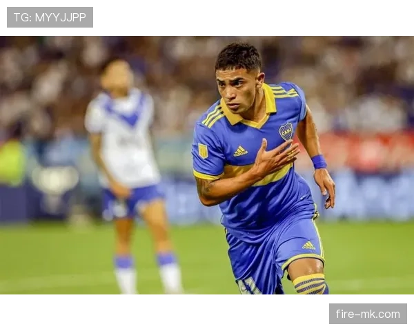 滕哈赫防守体系初显成效,球队防线表现日趋稳健 滕哈赫防守体系初显成效,球队防线表现日趋稳健