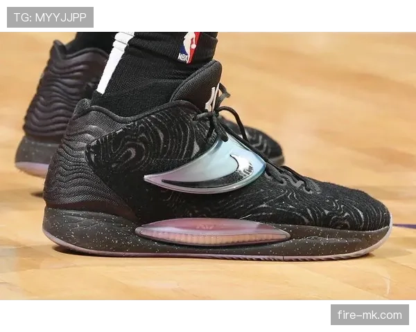 球鞋违规判罚有什么隐蔽规则,裁判如何界定合规与违规? 球鞋违规判罚有什么隐蔽规则,裁判如何界定合规与违规?